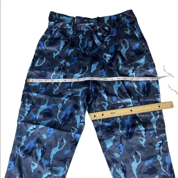 L'AGENCE Madeline High‎ Waist Silk Safari Camo Blue Prints Pants Size 2